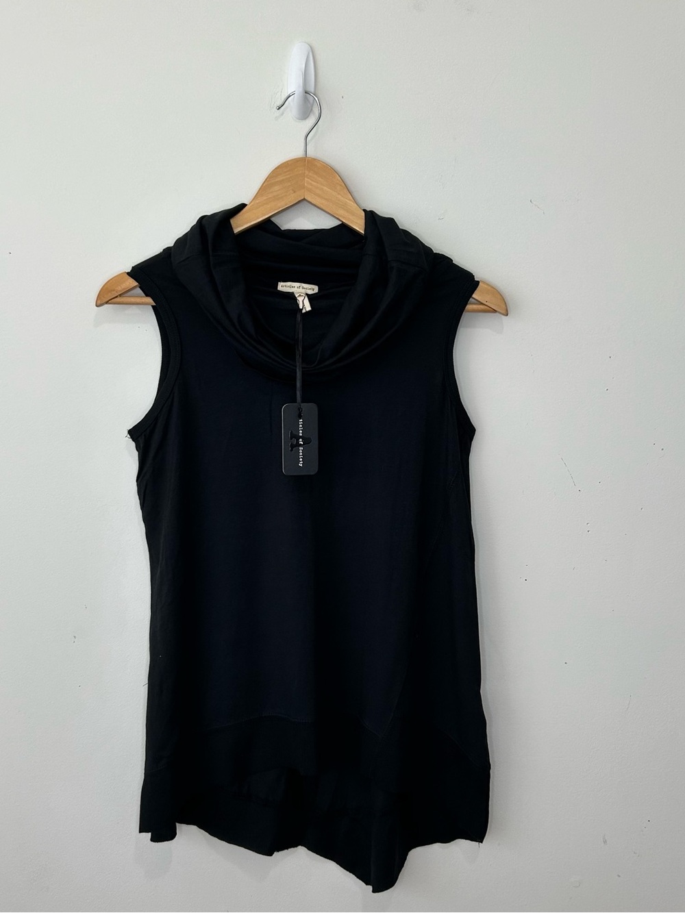Articles Of Society Black Top Sleeveless Cowl Neck Blouse XS Sleeveless